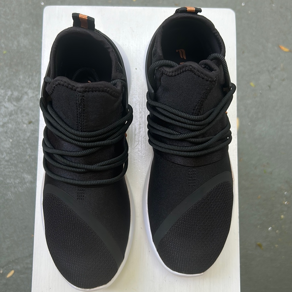 Fabletics Size 8.5